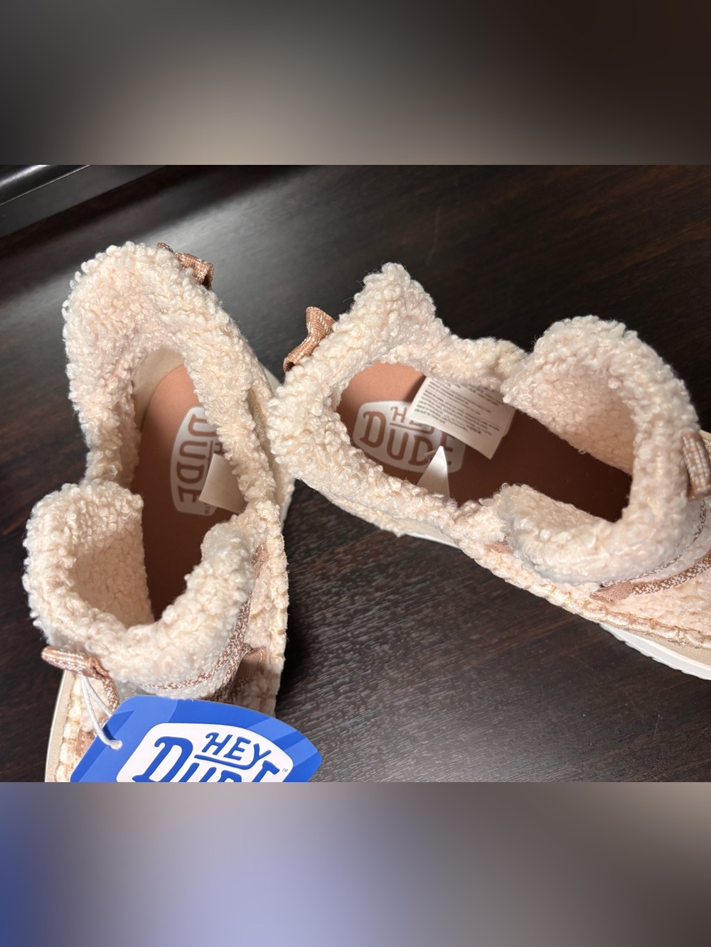 Hey Dude Womens Sherpa Slip-On Booties in Cream Taupe - Picture 4 of 4